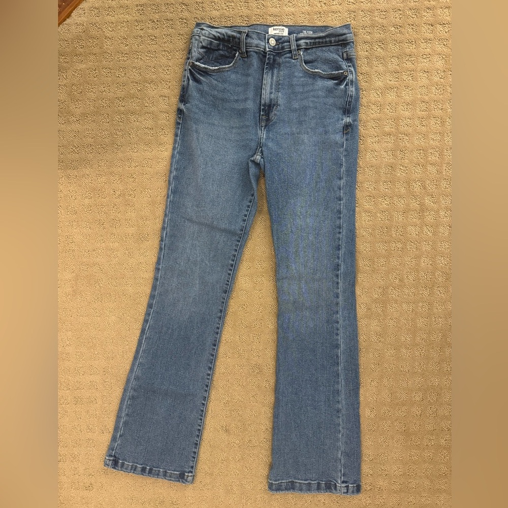 Kensie The Tessa High Rise Bootcut jeans